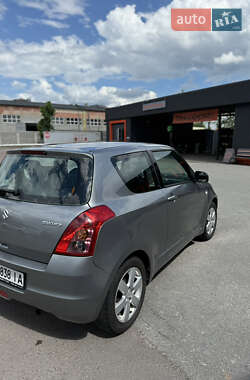 Хэтчбек Suzuki Swift 2010 в Броварах