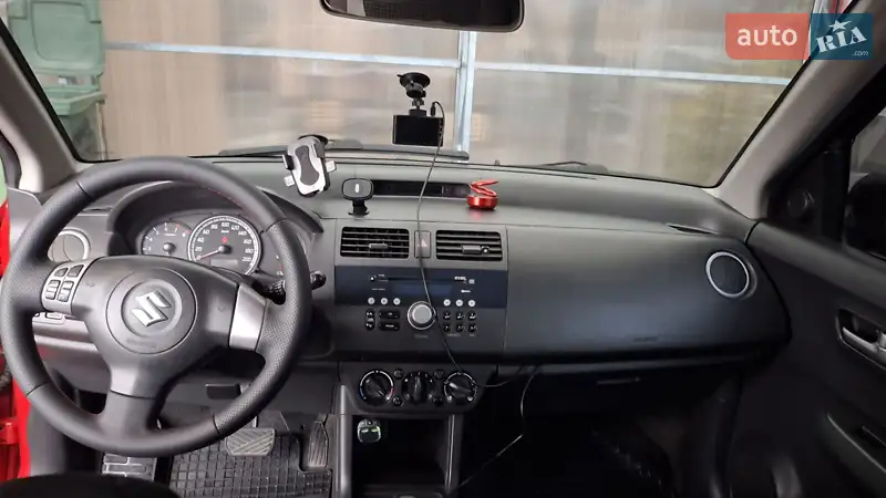 Хетчбек Suzuki Swift 2007 в 