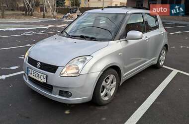 Хетчбек Suzuki Swift 2005 в Ірпені