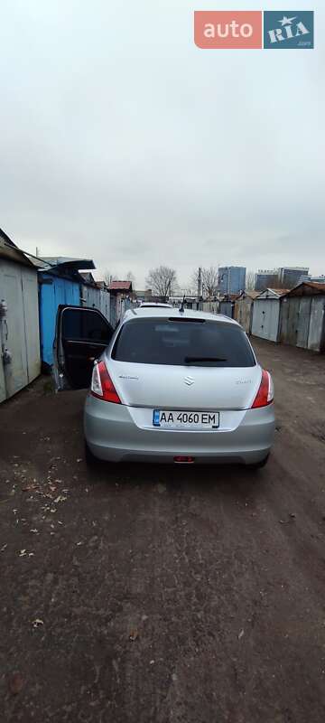 Хетчбек Suzuki Swift 2011 в Києві