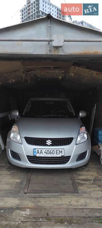 Хетчбек Suzuki Swift 2011 в Києві