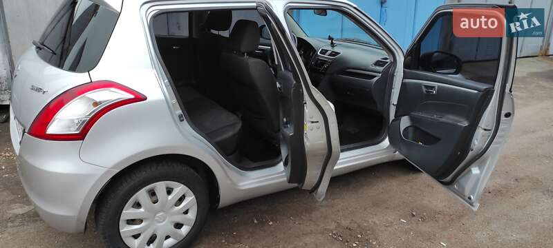 Хетчбек Suzuki Swift 2011 в Києві