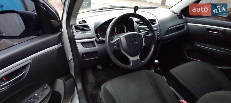 Хетчбек Suzuki Swift 2011 в Києві