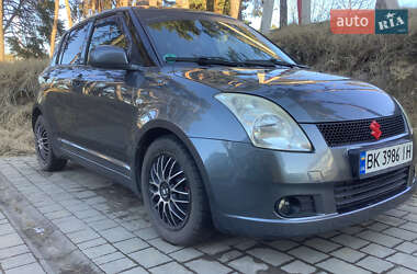 Хэтчбек Suzuki Swift 2006 в Бродах