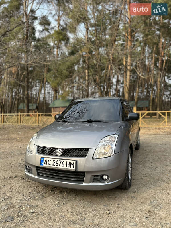 Хетчбек Suzuki Swift 2007 в Володимирі фото 2 Хетчбек Suzuki Swift 2007 в Володимирі
