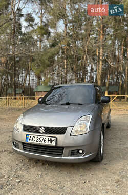 Хэтчбек Suzuki Swift 2007 в 