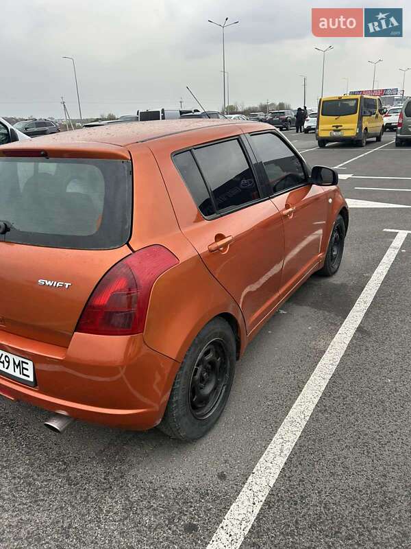 Хетчбек Suzuki Swift 2007 в Львові