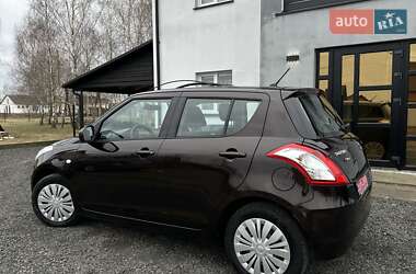 Хетчбек Suzuki Swift 2015 в 