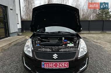 Хетчбек Suzuki Swift 2015 в 