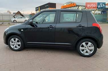 Хэтчбек Suzuki Swift 2010 в 