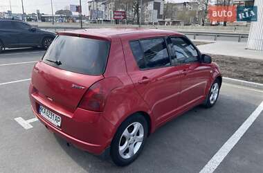 Хэтчбек Suzuki Swift 2006 в 