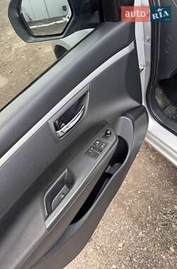 Хетчбек Suzuki Swift 2011 в 