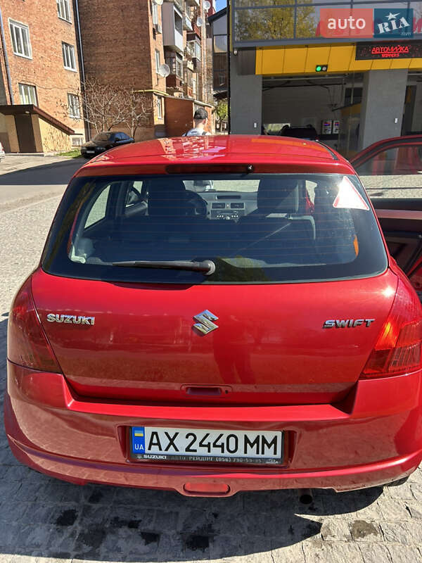 Хэтчбек Suzuki Swift 2008 в Харькове