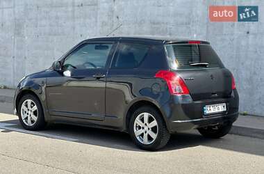 Хетчбек Suzuki Swift 2008 в 