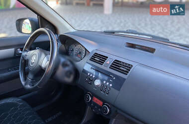 Хэтчбек Suzuki Swift 2008 в 