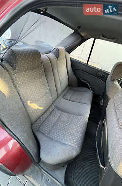 Седан Suzuki Swift 1994 в 