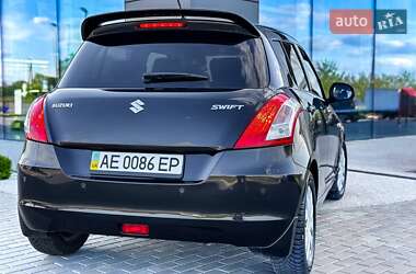 Хетчбек Suzuki Swift 2011 в 