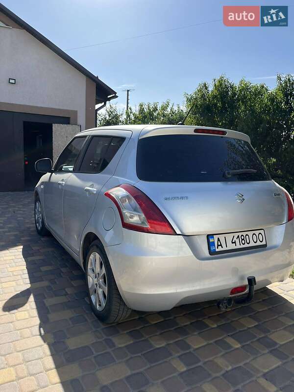 Хэтчбек Suzuki Swift 2011 в Барышевке фото 47 Хэтчбек Suzuki Swift 2011 в Барышевке