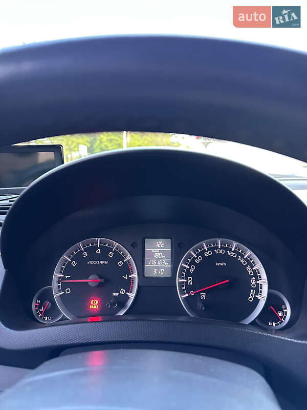 Хэтчбек Suzuki Swift 2012 в Великом Дальнике