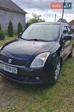 Хэтчбек Suzuki Swift 2008 в Сарнах