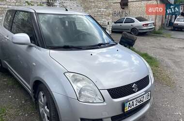 Хэтчбек Suzuki Swift 2008 в Киеве