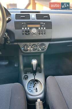 Хэтчбек Suzuki Swift 2007 в 