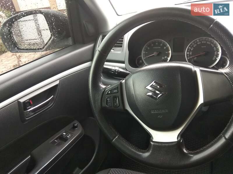 Хэтчбек Suzuki Swift 2011 в Барышевке фото 21 Хэтчбек Suzuki Swift 2011 в Барышевке