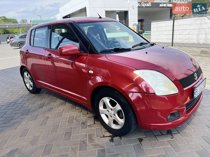 Хетчбек Suzuki Swift 2005 в Полтаві