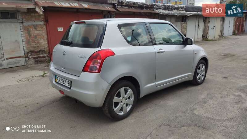 Хетчбек Suzuki Swift 2008 в Києві
