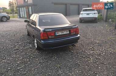Седан Suzuki Swift 2000 в 