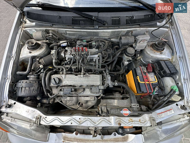 Седан Suzuki Swift 2003 в Тернополе