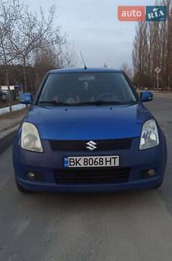 Хэтчбек Suzuki Swift 2007 в Вараше