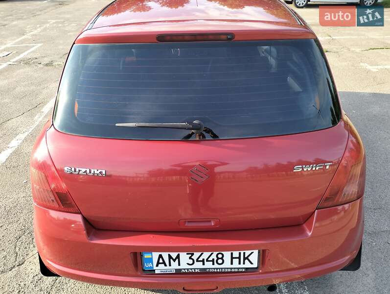 Хетчбек Suzuki Swift 2006 в Житомирі