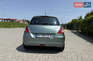 Хэтчбек Suzuki Swift 2011 в 