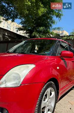 Хетчбек Suzuki Swift 2006 в 