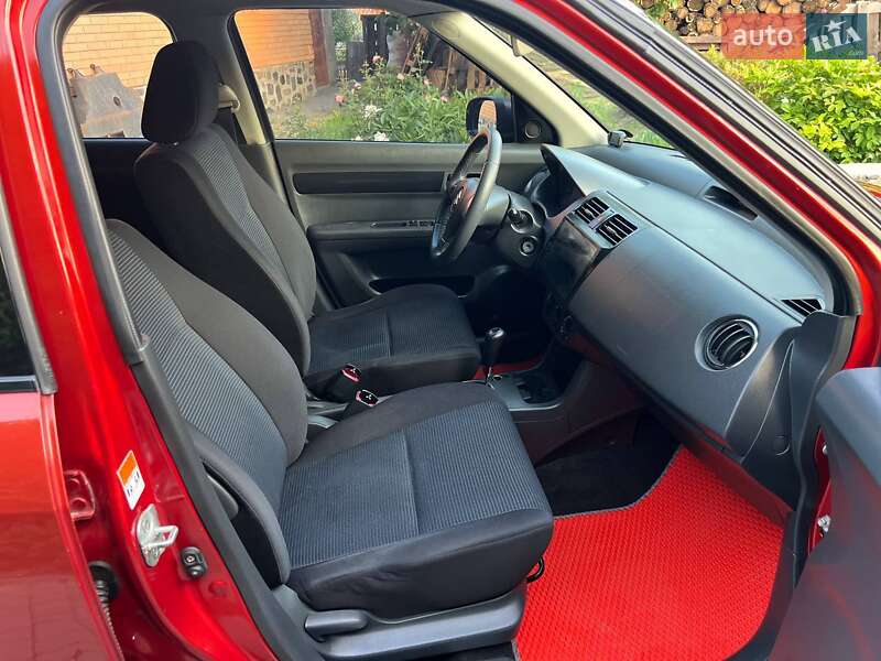 Хэтчбек Suzuki Swift 2008 в Лысянке фото 32 Хэтчбек Suzuki Swift 2008 в Лысянке