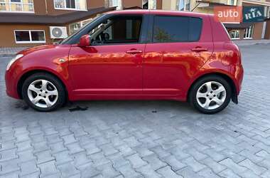Хэтчбек Suzuki Swift 2007 в 