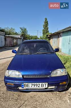 Седан Suzuki Swift 1993 в 