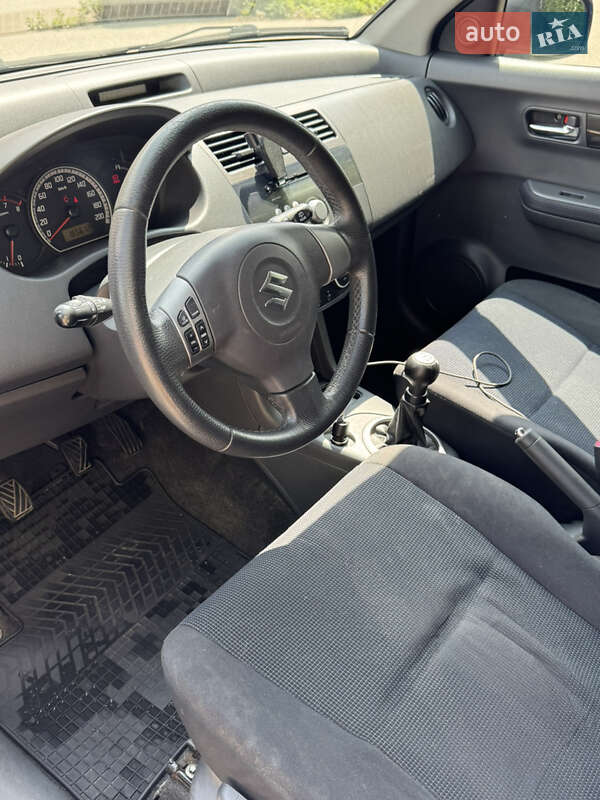 Хетчбек Suzuki Swift 2007 в Києві