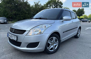Хетчбек Suzuki Swift 2011 в 