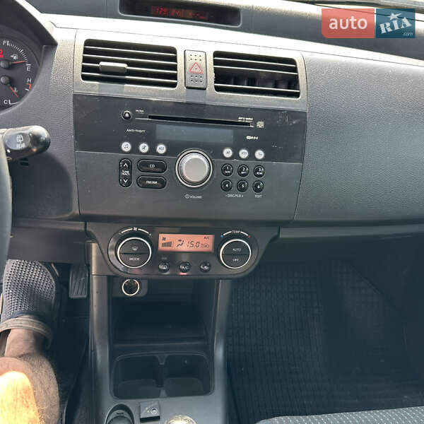 Хетчбек Suzuki Swift 2007 в Хмельницькому