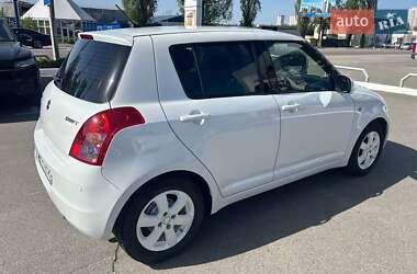 Хэтчбек Suzuki Swift 2008 в 