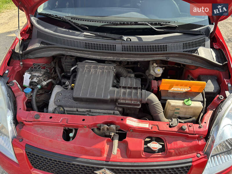 Хэтчбек Suzuki Swift 2007 в Киеве