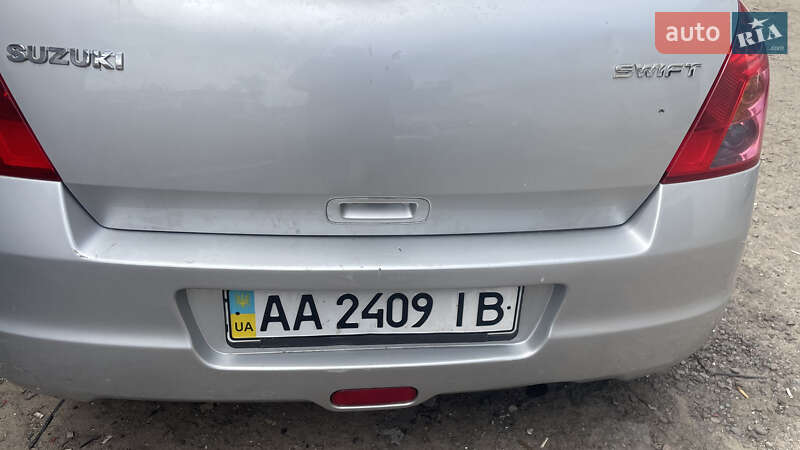 Хэтчбек Suzuki Swift 2008 в 