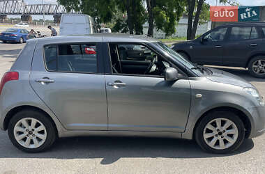 Хэтчбек Suzuki Swift 2008 в 