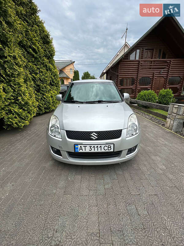 Хэтчбек Suzuki Swift 2008 в 
