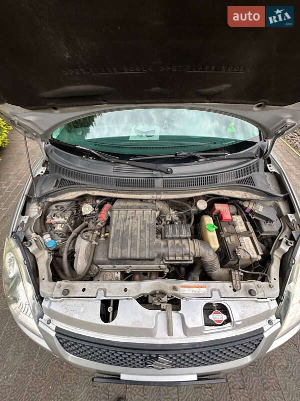 Хэтчбек Suzuki Swift 2008 в Ивано-Франковске фото 14 Хэтчбек Suzuki Swift 2008 в Ивано-Франковске