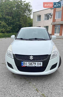 Хетчбек Suzuki Swift 2012 в 