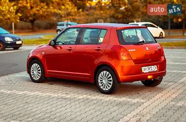 Хэтчбек Suzuki Swift 2007 в 