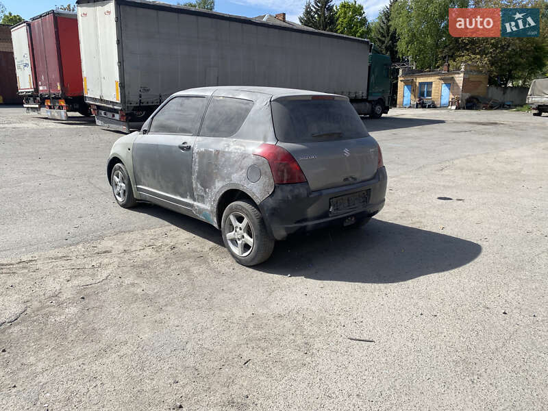 Хэтчбек Suzuki Swift 2008 в Звягеле